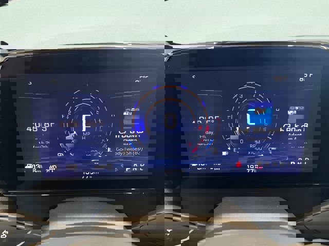 Used 2025 Chevrolet Traverse LT image 21