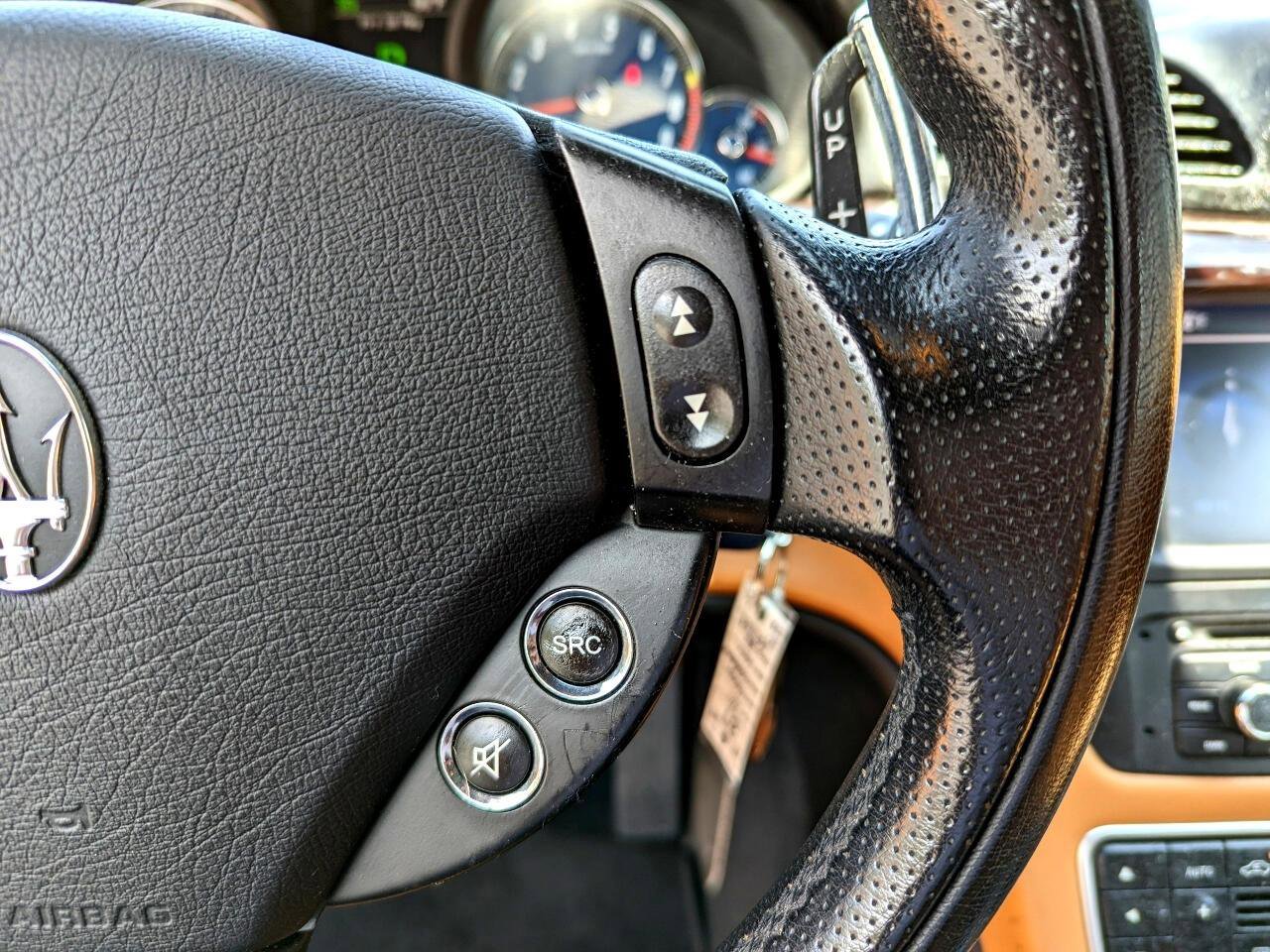 Used 2011 Maserati GranTurismo Convertible RWD image 17