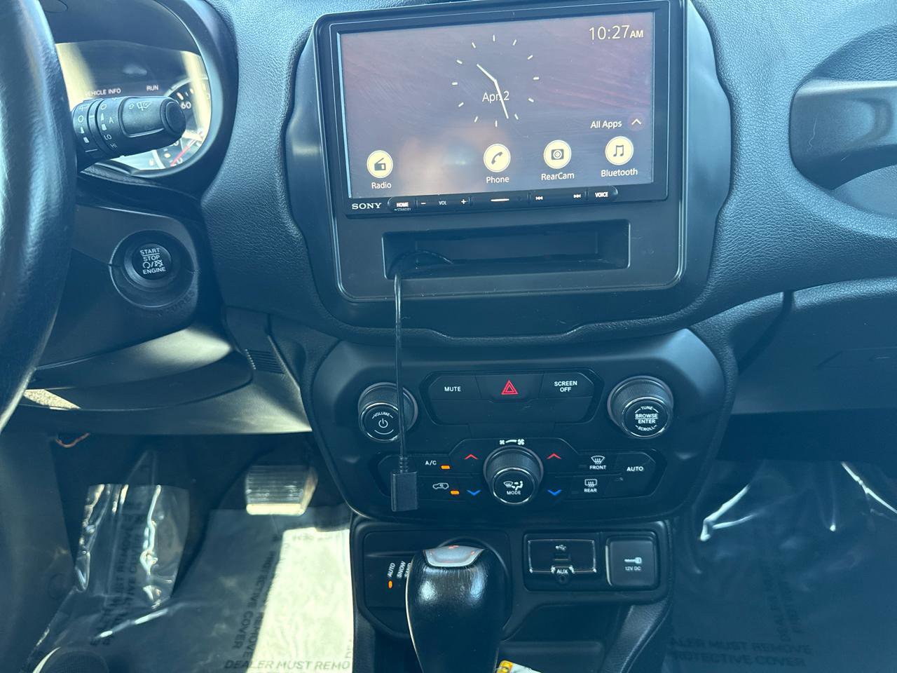 Used 2018 Jeep Renegade Limited w/ UConnect 8.4 Nav Group AWD/4WD image 19