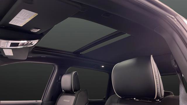 New 2026 RAM 1500 Laramie AWD/4WD image 12