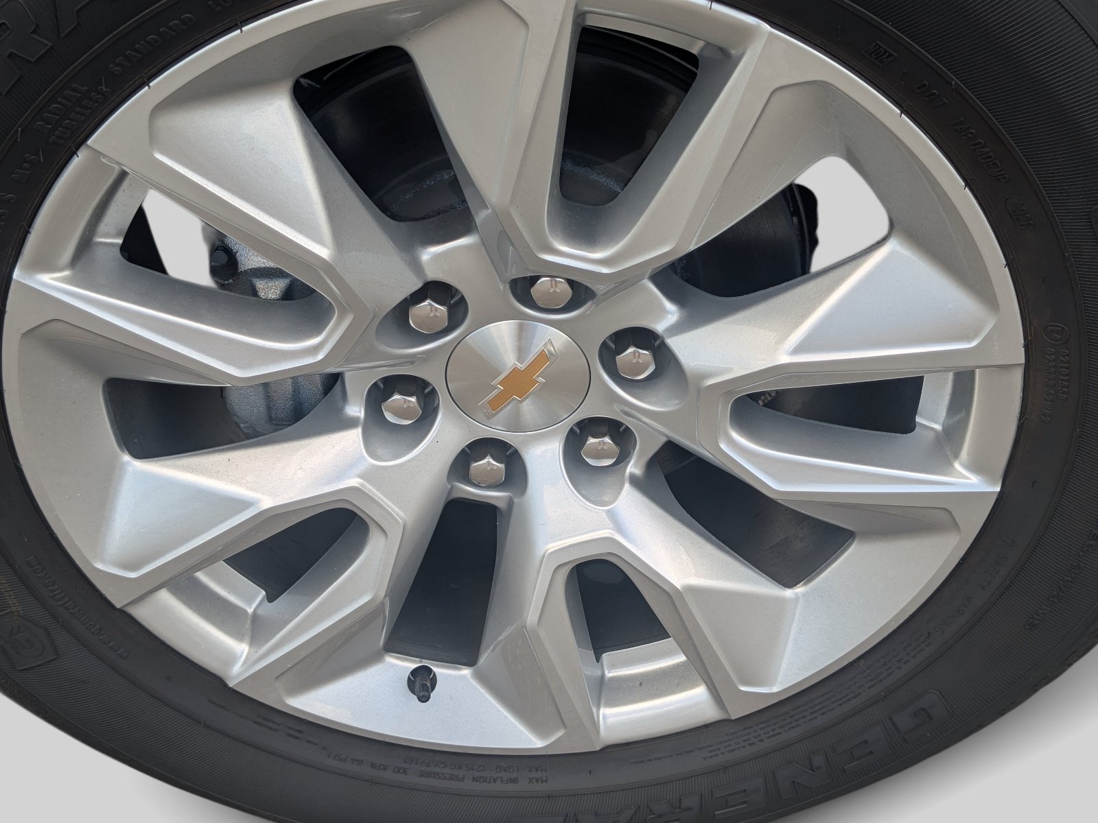 New 2026 Chevrolet Silverado 1500 Custom AWD/4WD image 4