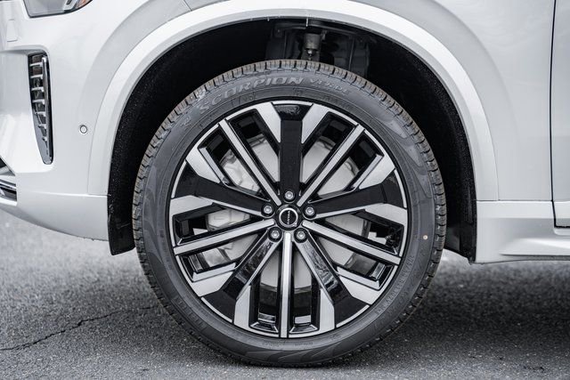 New 2026 Volvo XC90 B6 Ultra w/ Protection Package AWD/4WD image 16
