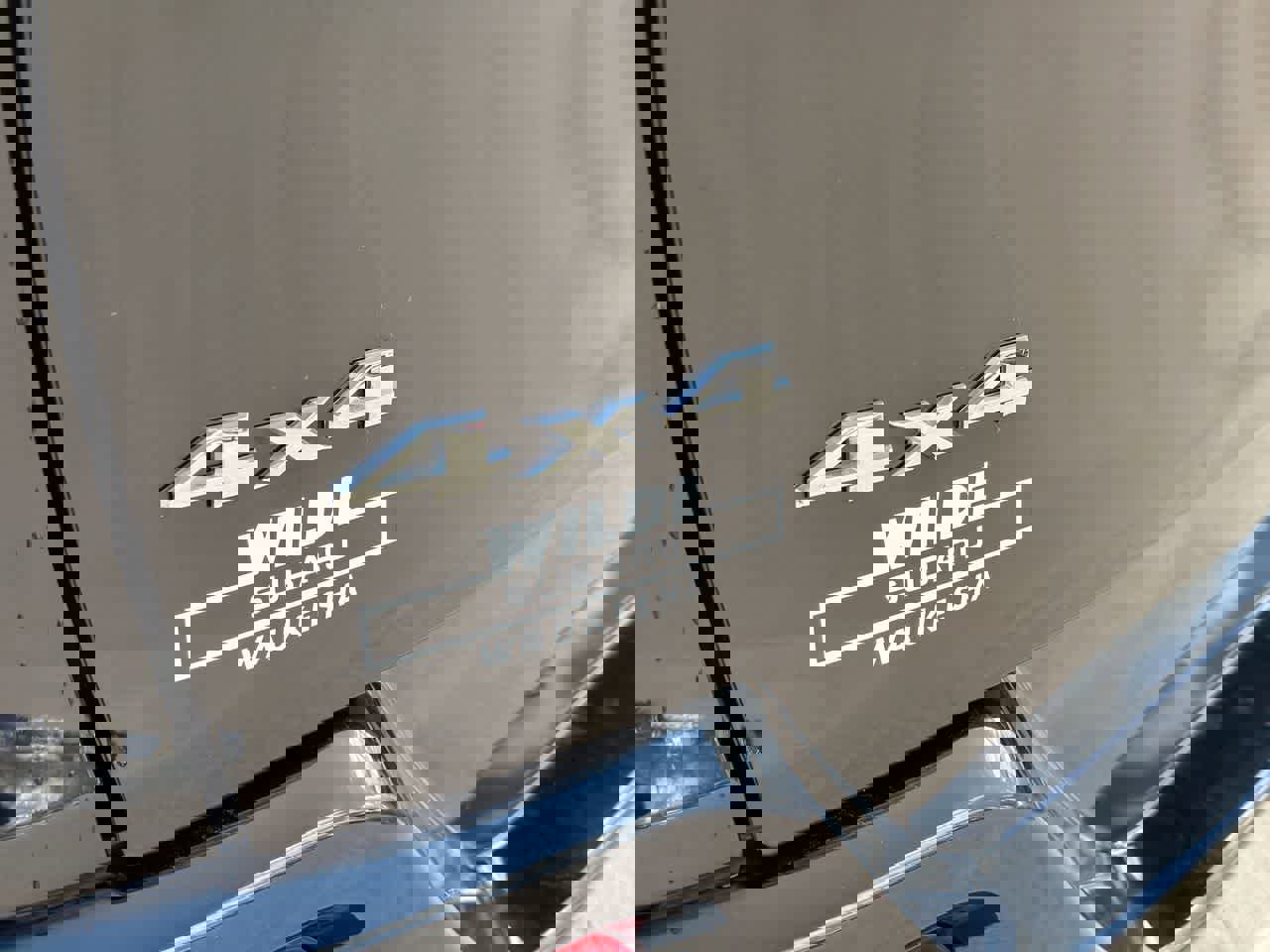 Used 2017 Jeep Cherokee Overland w/ Technology Group image 17