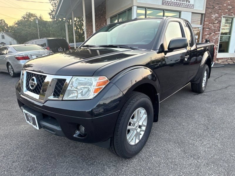 Used 2016 Nissan Frontier SV w/ SV Value Truck Package AWD/4WD image 1
