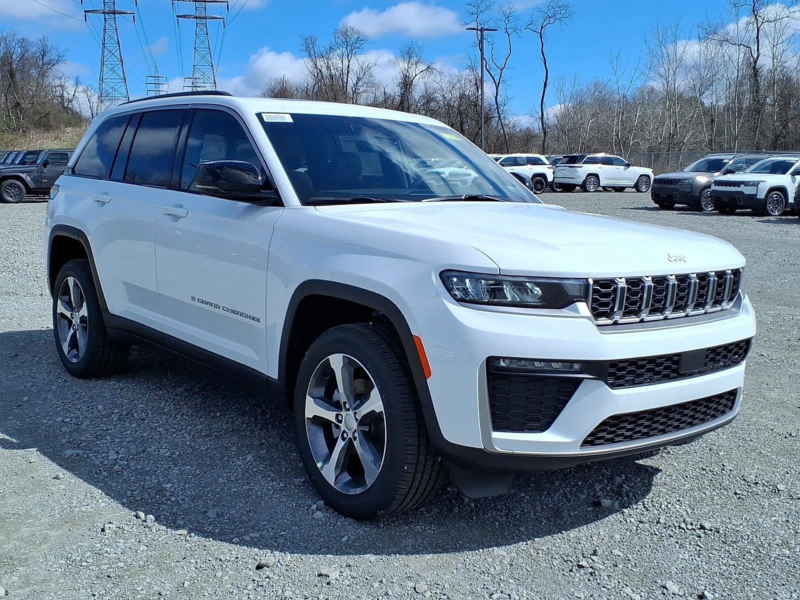 New 2026 Jeep Grand Cherokee Limited AWD/4WD image 4