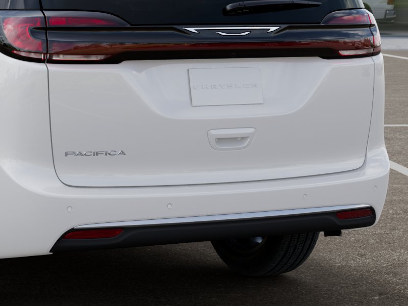 New 2027 Chrysler Pacifica Pinnacle w/ Theater Group FWD image 13