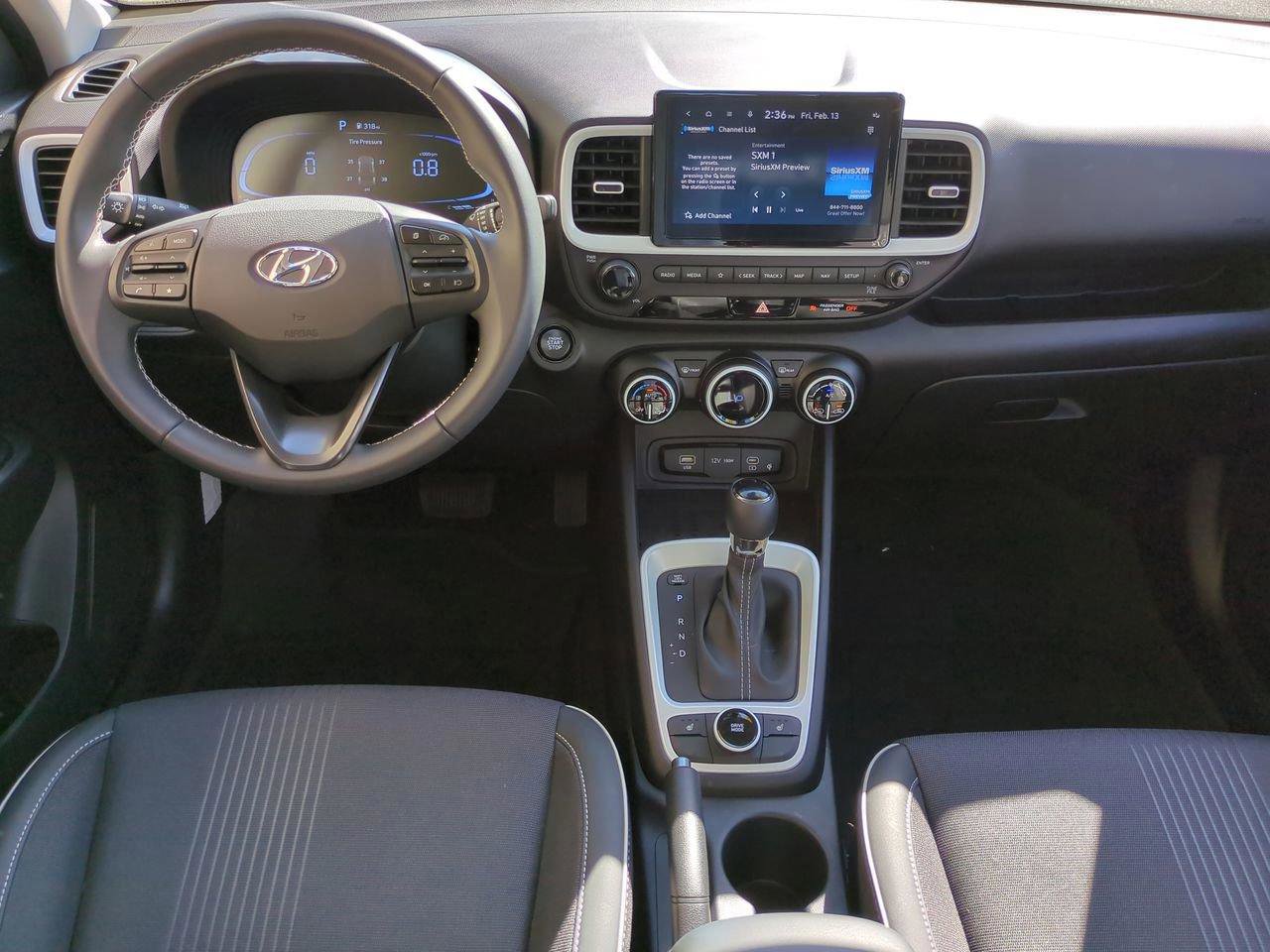 Certified 2024 Hyundai Venue Limited image 22