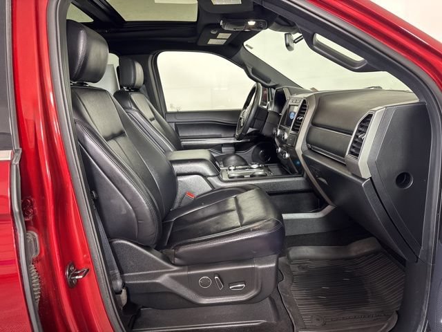 Certified 2019 Ford Expedition Max XLT w/ Equipment Group 202A AWD/4WD image 4