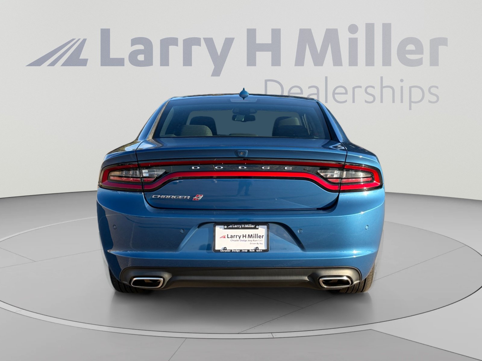 Used 2021 Dodge Charger SXT w/ Navigation & Travel Group AWD/4WD image 5