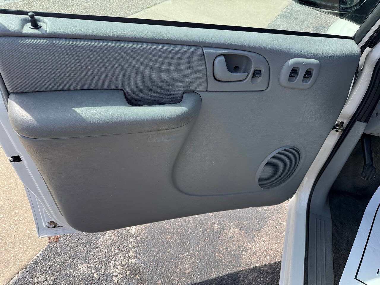 Used 2007 Dodge Caravan SE w/ Popular Equipment Group I image 12