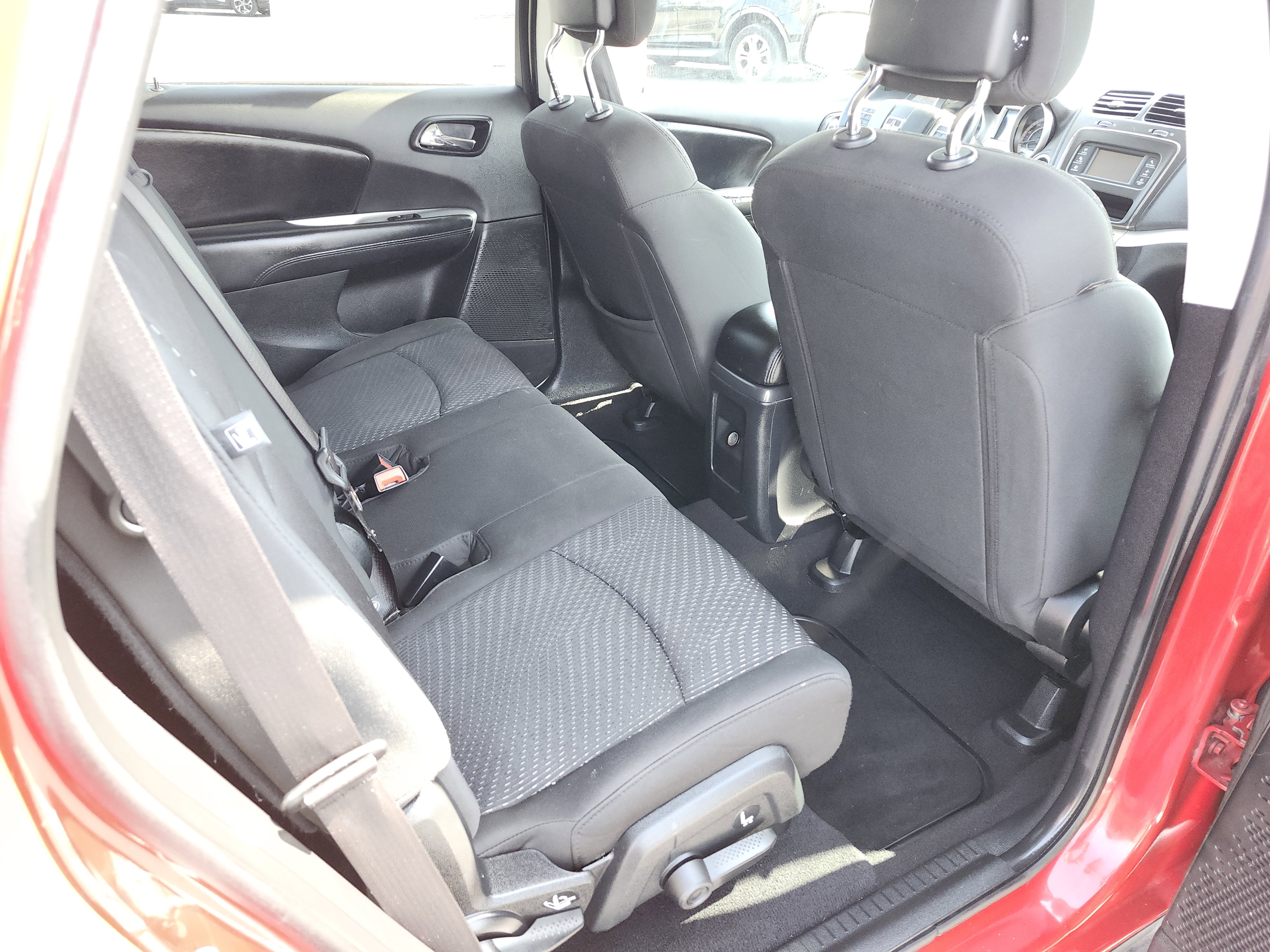 Used 2018 Dodge Journey SE w/ Connectivity Group image 15