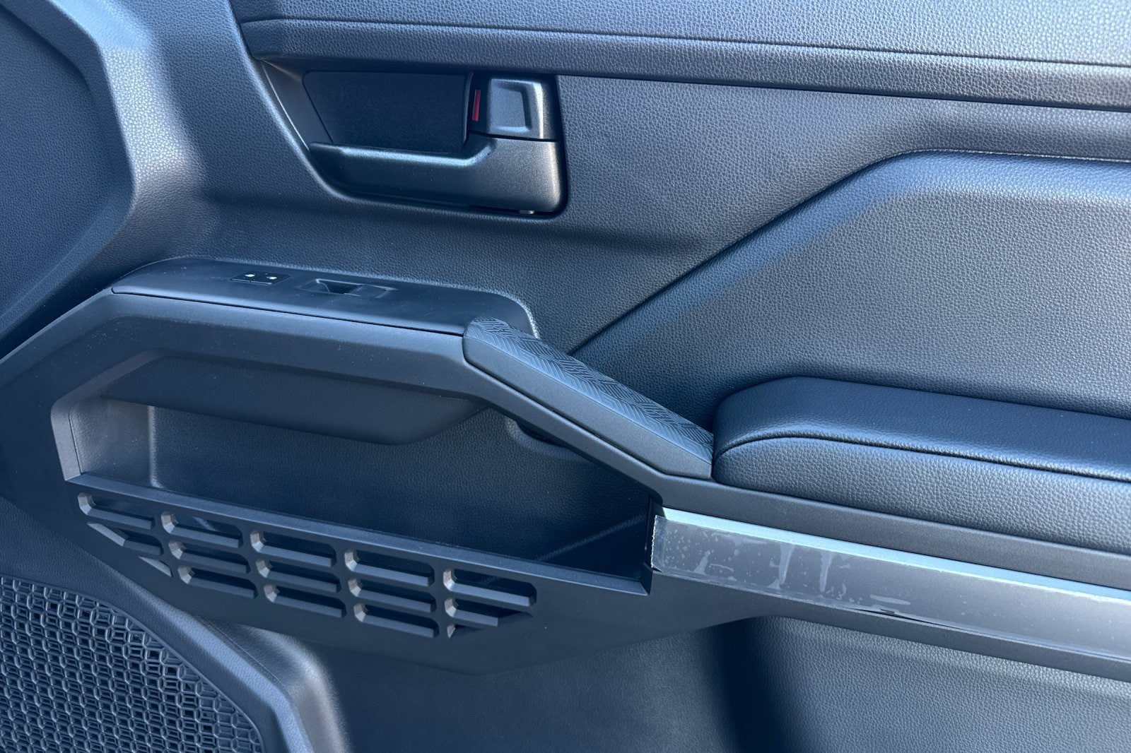 New 2026 Toyota Tacoma SR5 AWD/4WD image 18