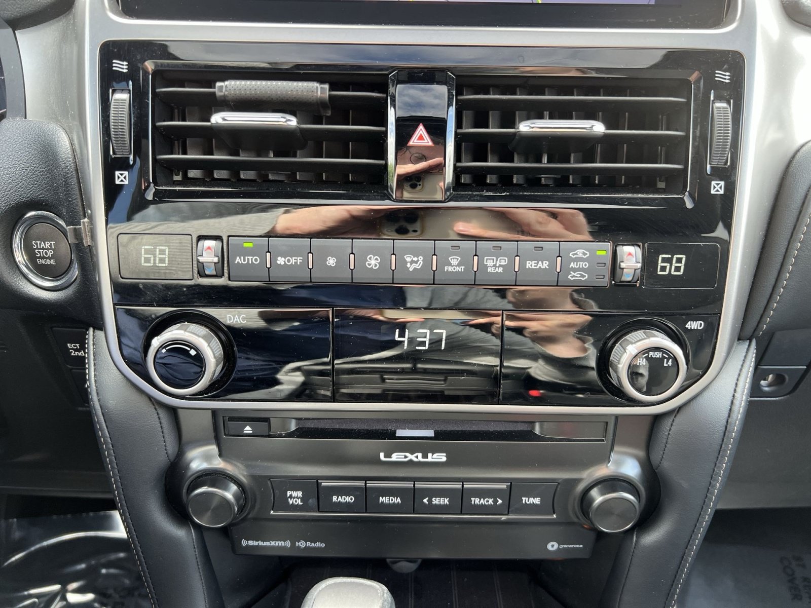 Used 2023 Lexus GX 460 Premium w/ Premium Package AWD/4WD image 21