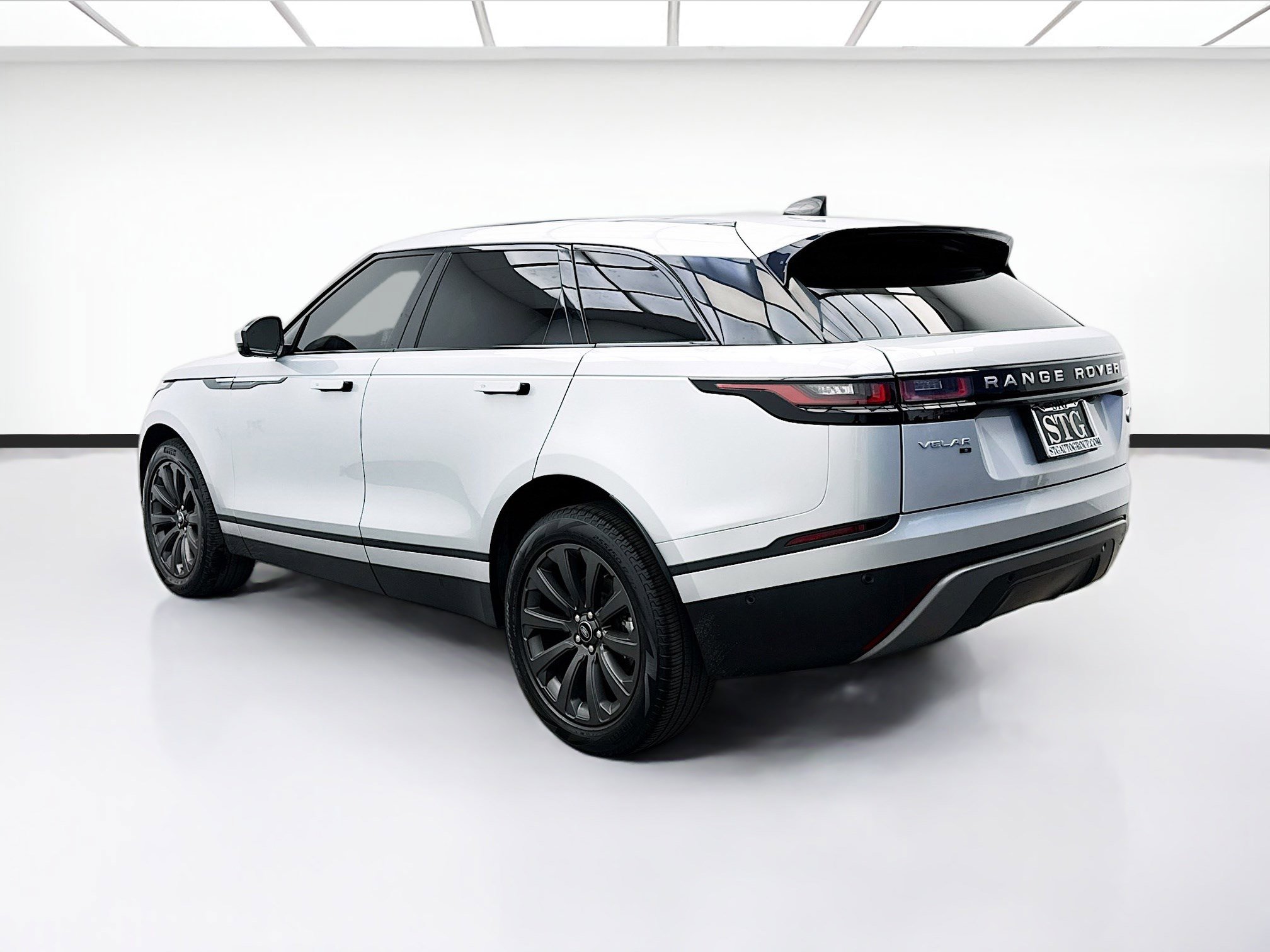 Used 2021 Land Rover Range Rover Velar S AWD/4WD image 6
