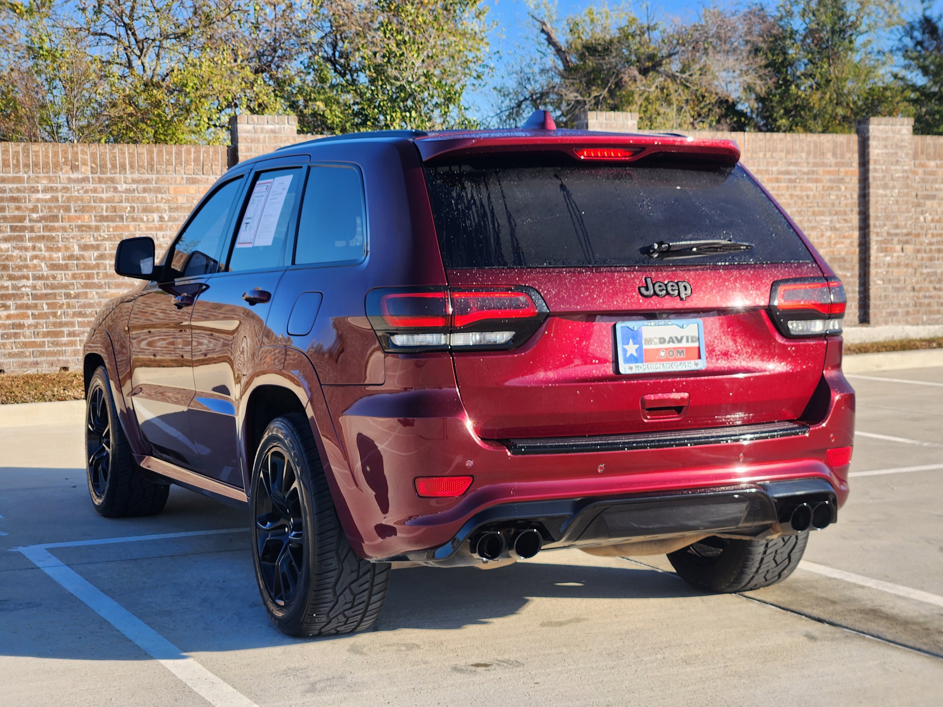 Used 2017 Jeep Grand Cherokee SRT image 8