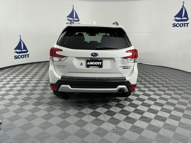 Used 2020 Subaru Forester Touring image 5