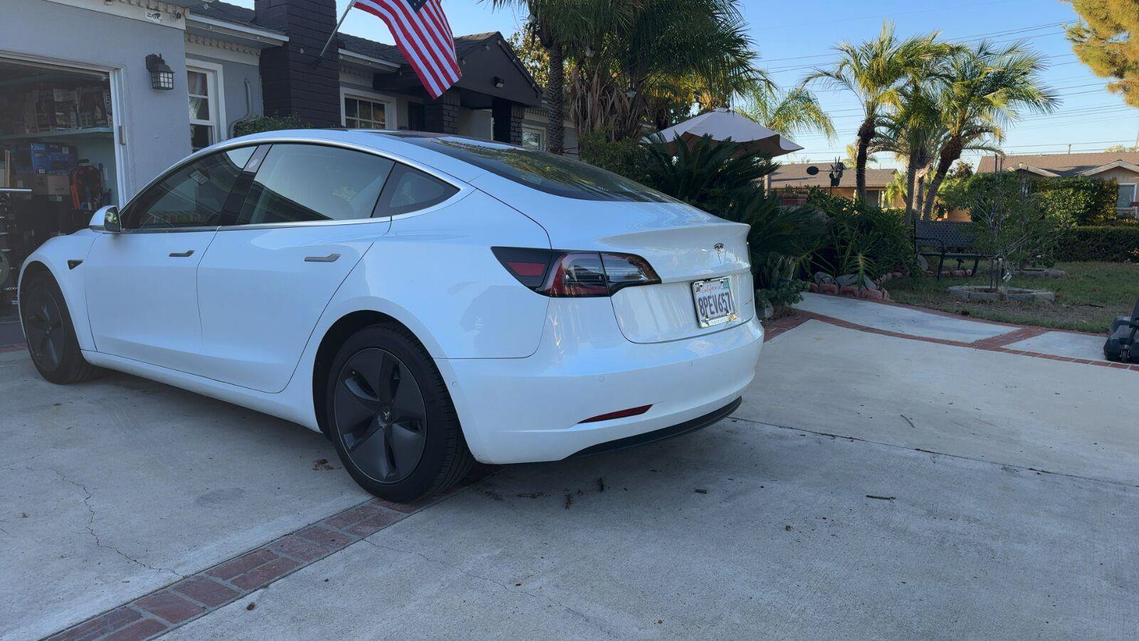 Used 2020 Tesla Model 3 Long Range AWD/4WD image 4