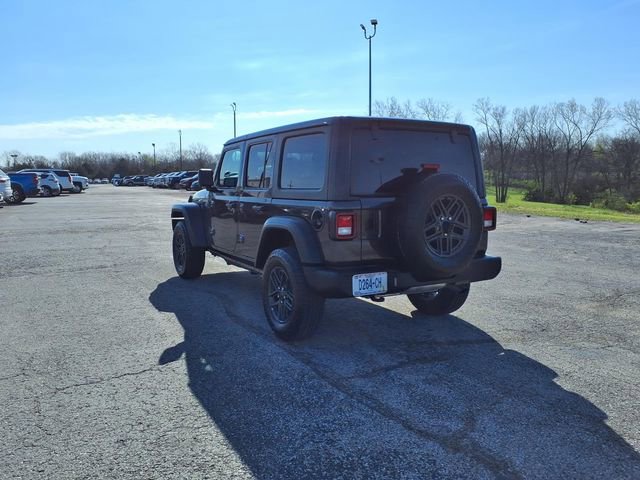 Used 2025 Jeep Wrangler Sport S image 29