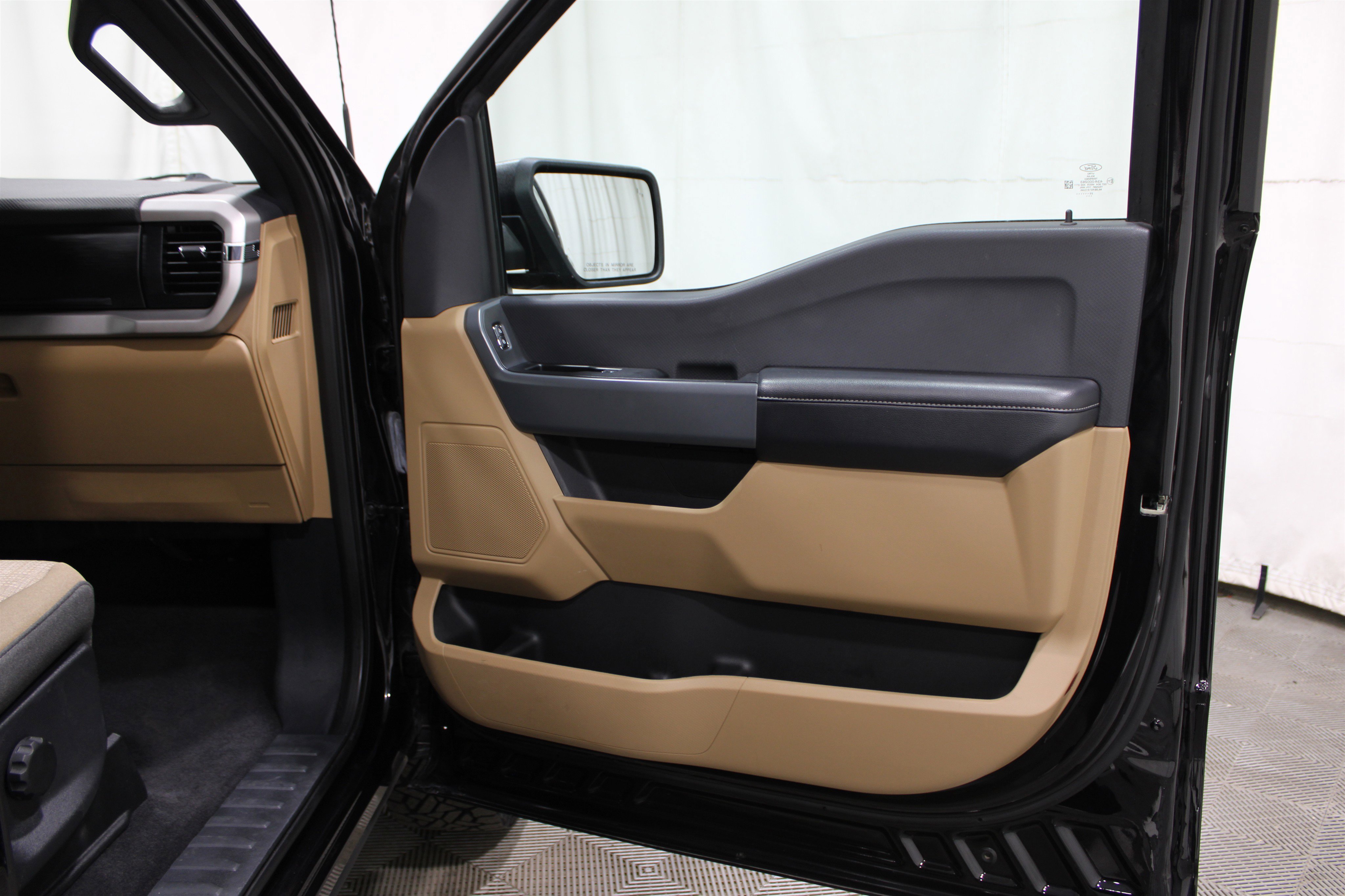 Used 2023 Ford F150 XLT image 26