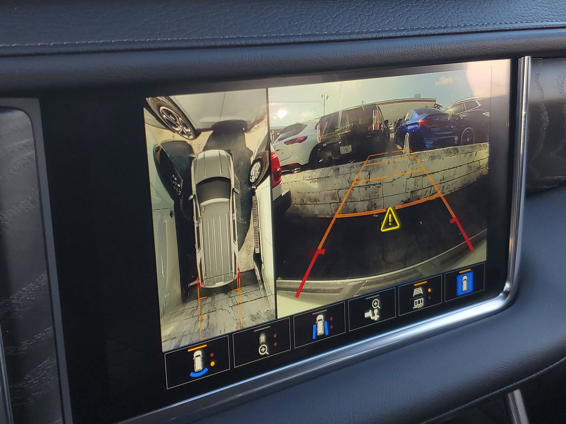 Used 2024 GMC Yukon Denali image 29