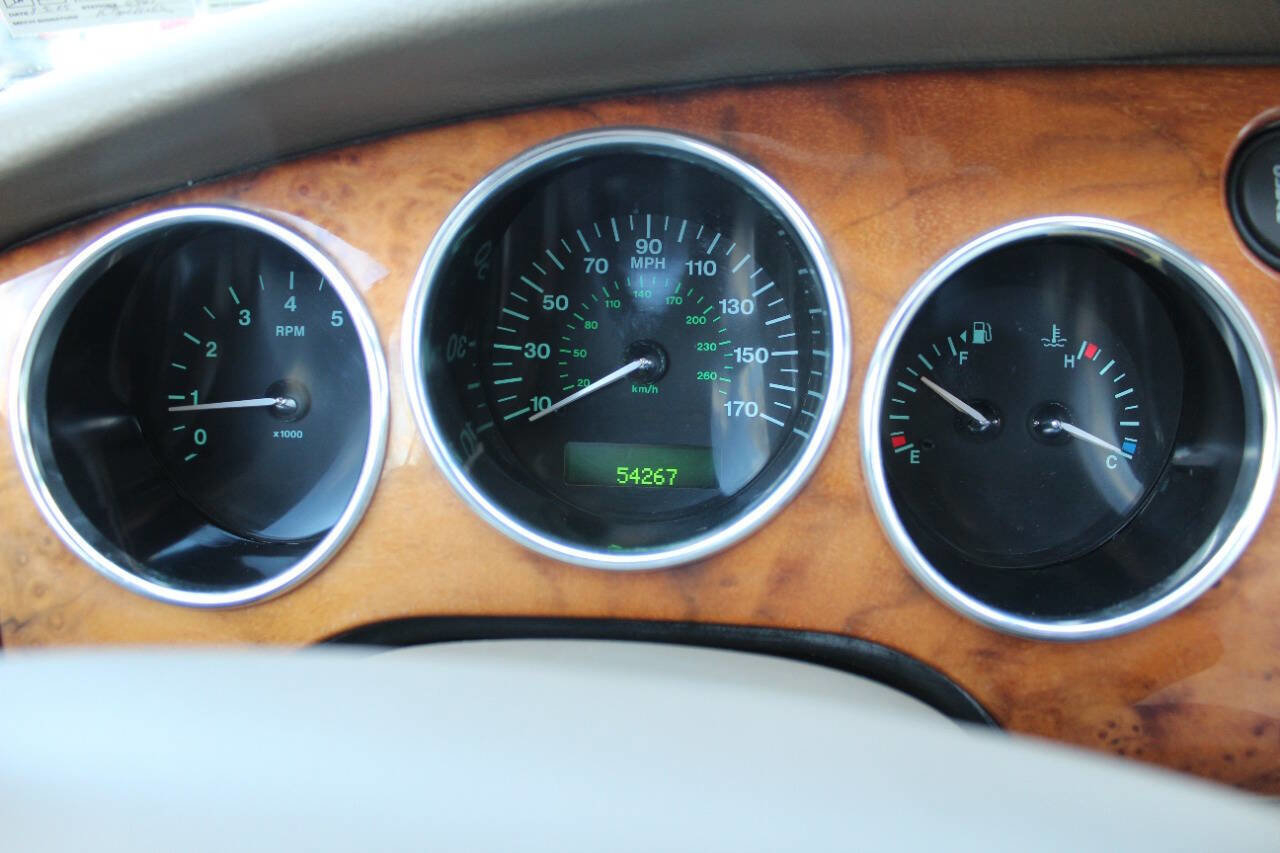 Used 2006 Jaguar XK8 Convertible image 9