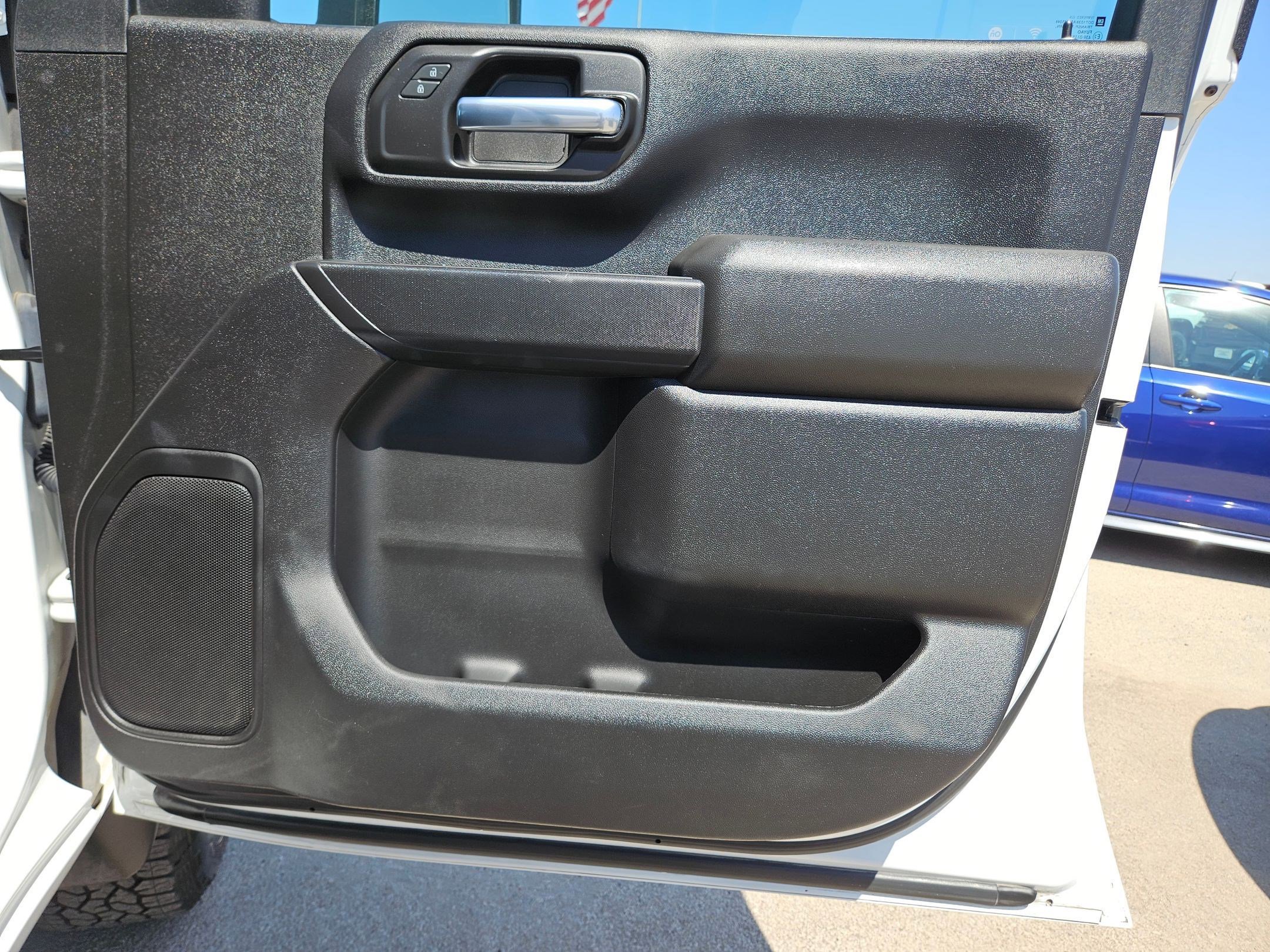 Used 2024 Chevrolet Silverado 2500 Custom w/ Custom Value Package image 24