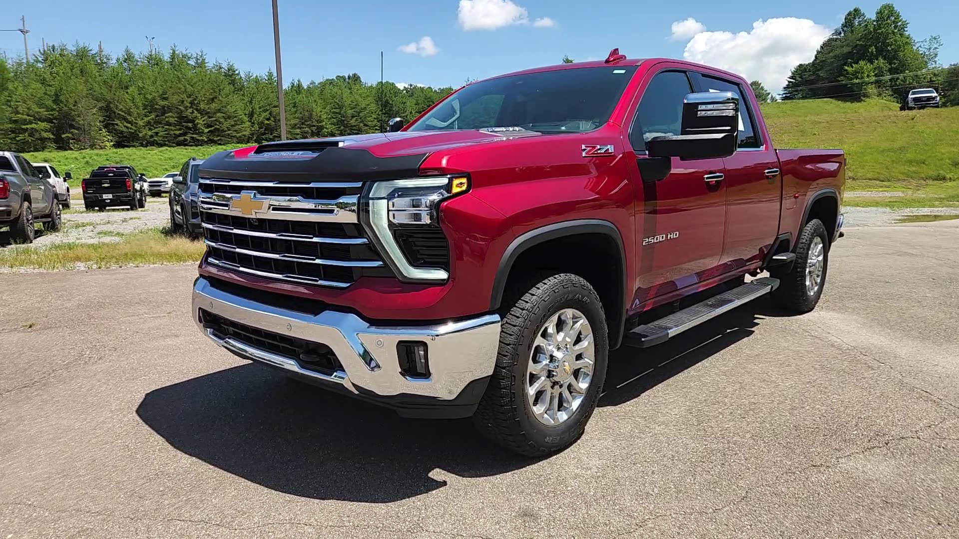 Used 2024 Chevrolet Silverado 2500 LTZ w/ LTZ Premium Package AWD/4WD image 11
