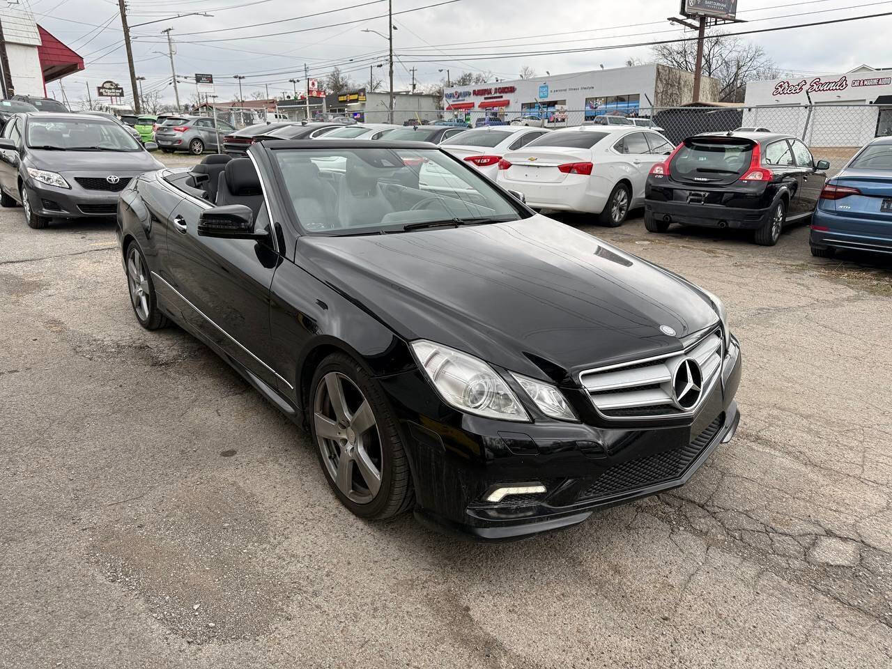 Used 2011 Mercedes-Benz E 550 Cabriolet w/ Premium 2 Pkg image 7