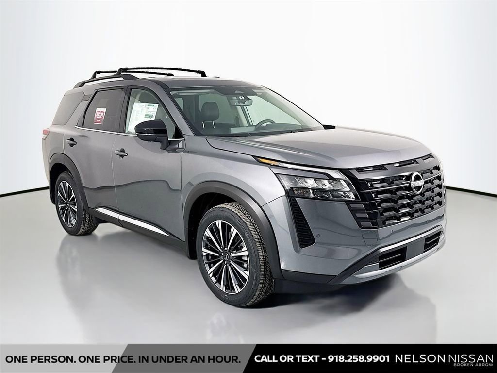 New 2026 Nissan Pathfinder Platinum image 3