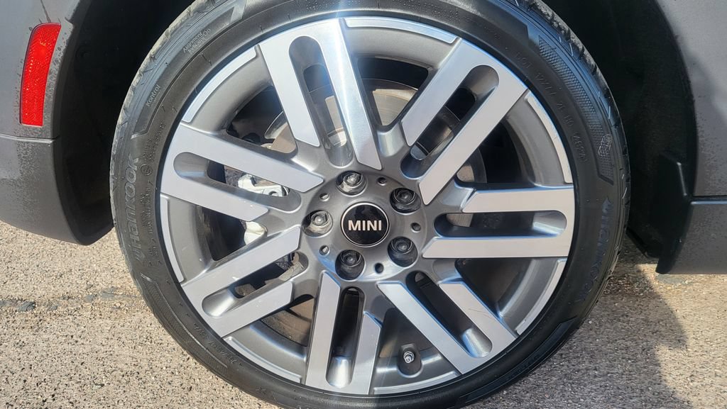 Used 2025 MINI Cooper S FWD image 14