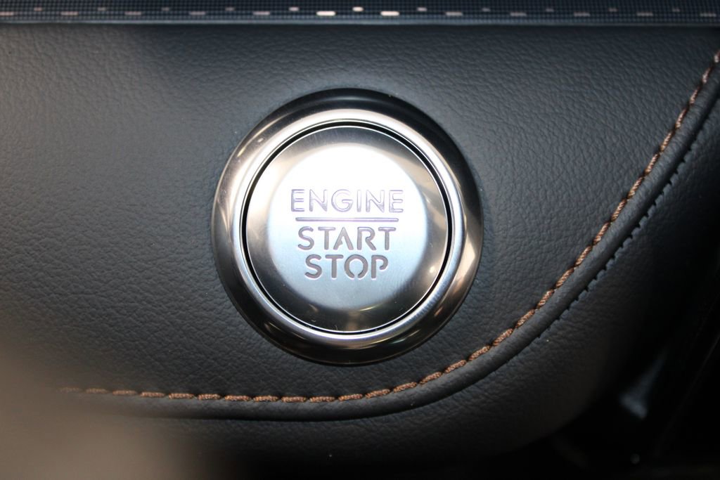 New 2025 Lincoln Nautilus Premier w/ Equipment Group 102A image 42