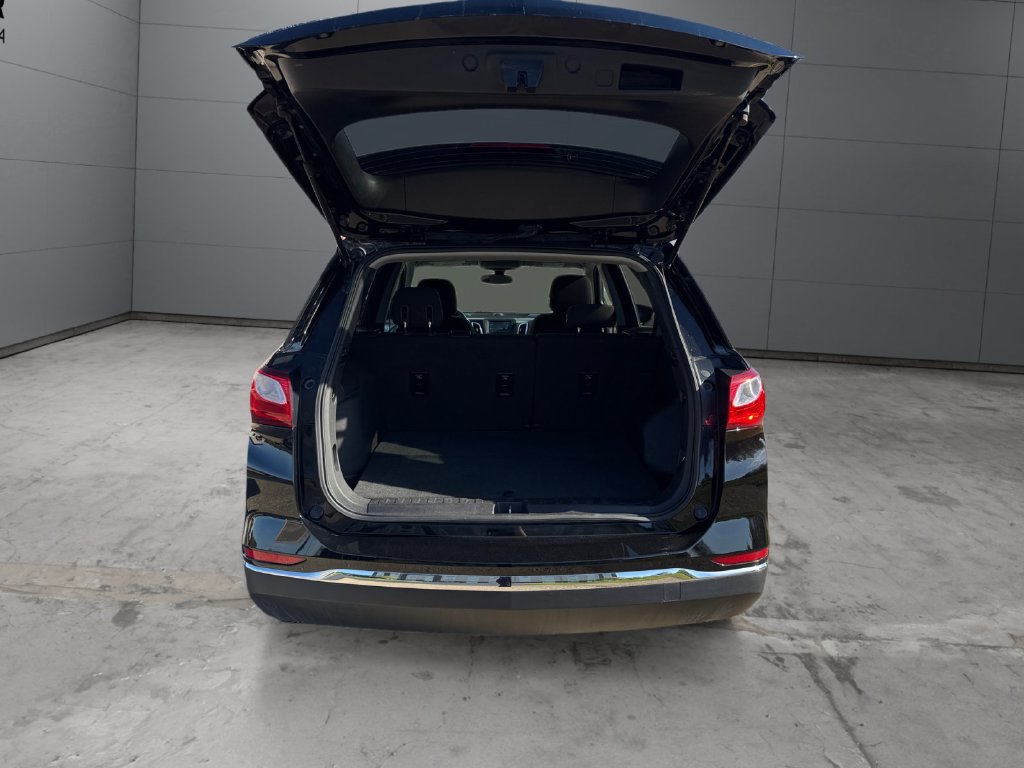 Used 2018 Chevrolet Equinox LT AWD/4WD image 19
