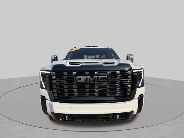 Used 2026 GMC Sierra 2500 Denali Ultimate AWD/4WD image 3