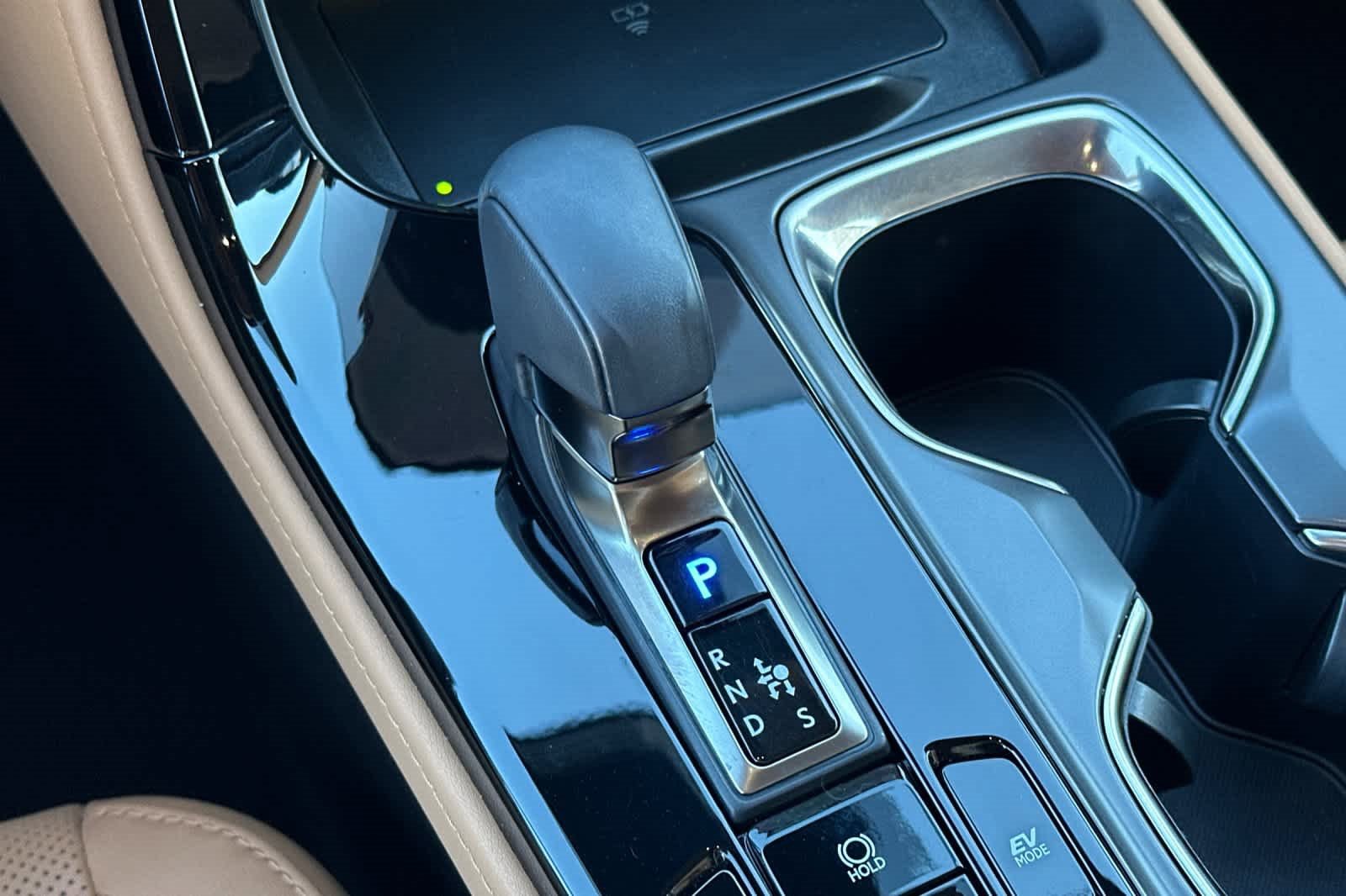 Used 2025 Lexus NX 300h 350h Luxury image 22