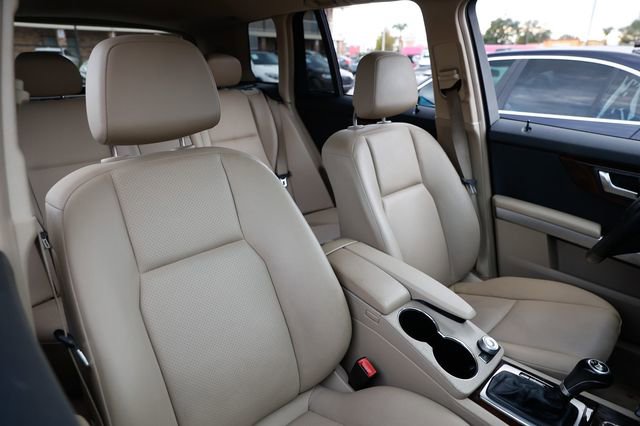 Used 2012 Mercedes-Benz GLK 350 2WD image 16