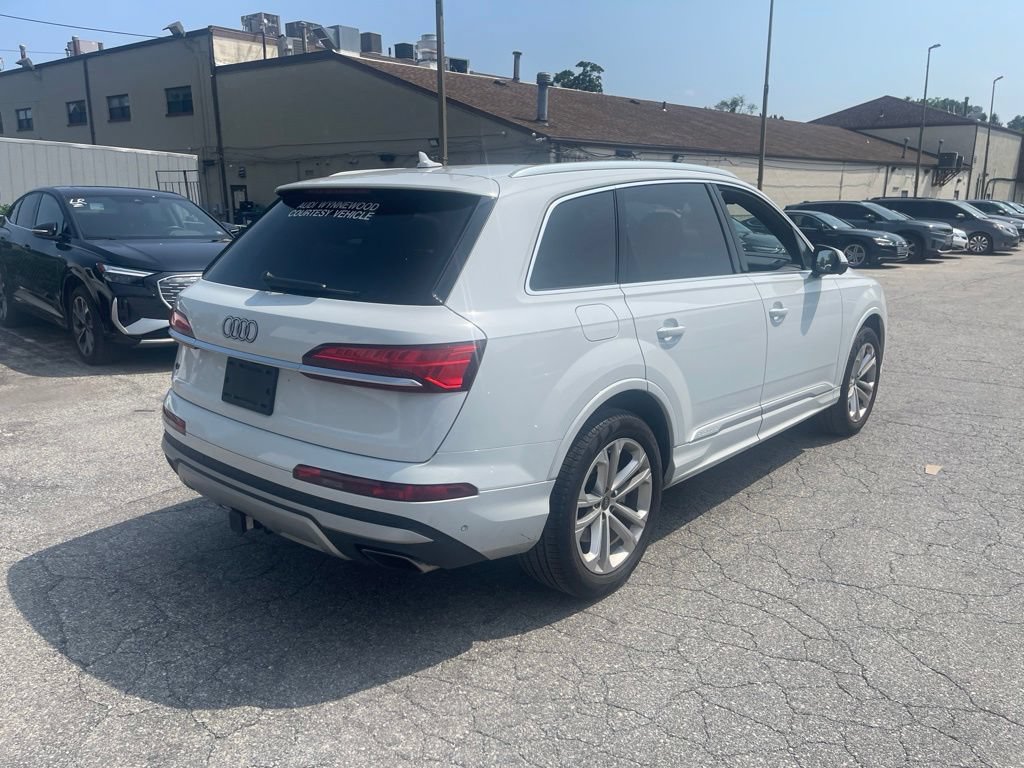 Certified 2025 Audi Q7 2.0T Premium w/ Premium Plus Package AWD/4WD image 5