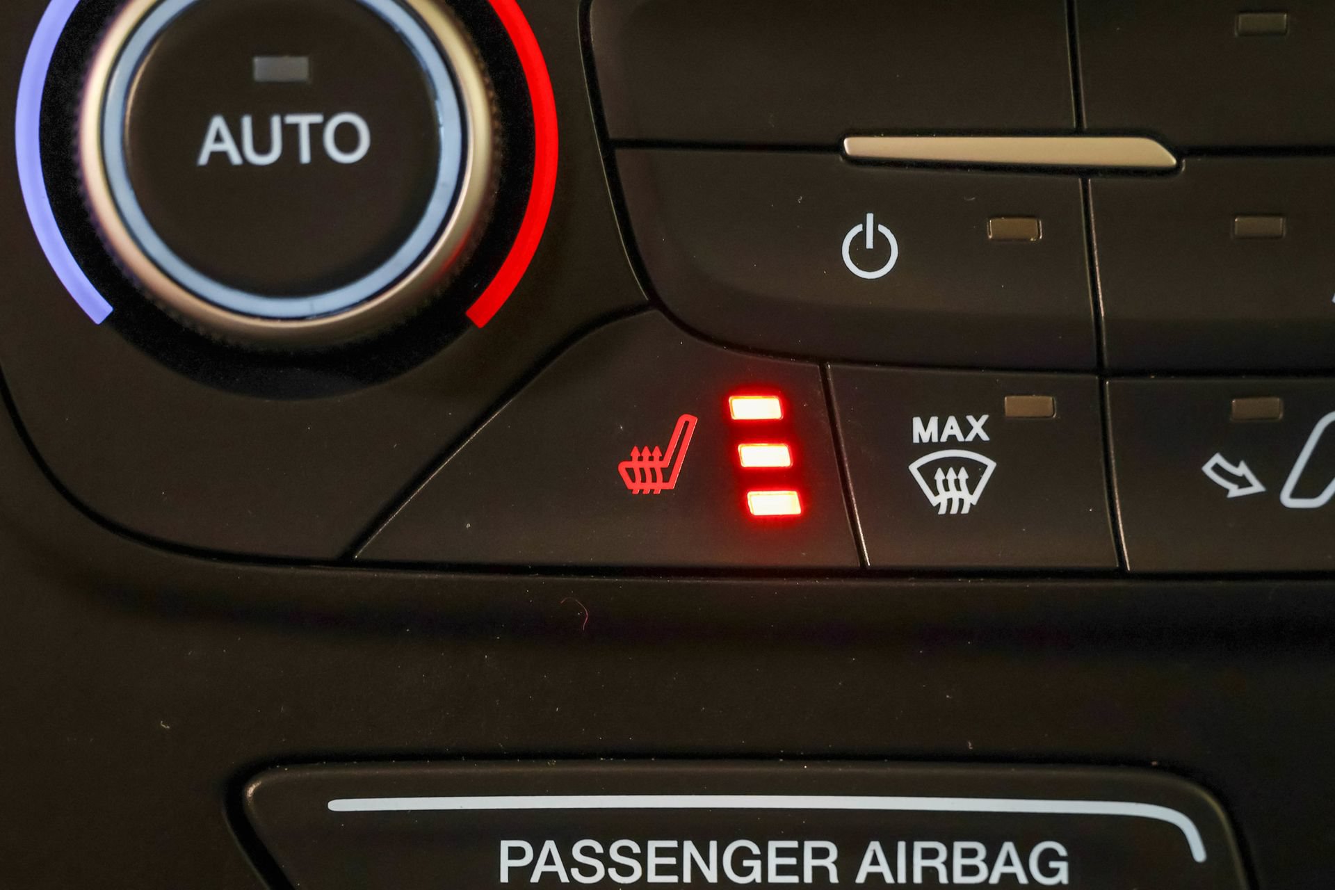 Used 2018 Ford Escape SE FWD image 10