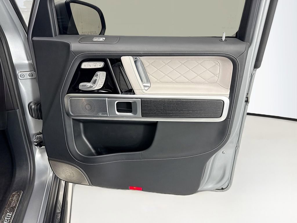 Used 2023 Mercedes-Benz G 550 image 23
