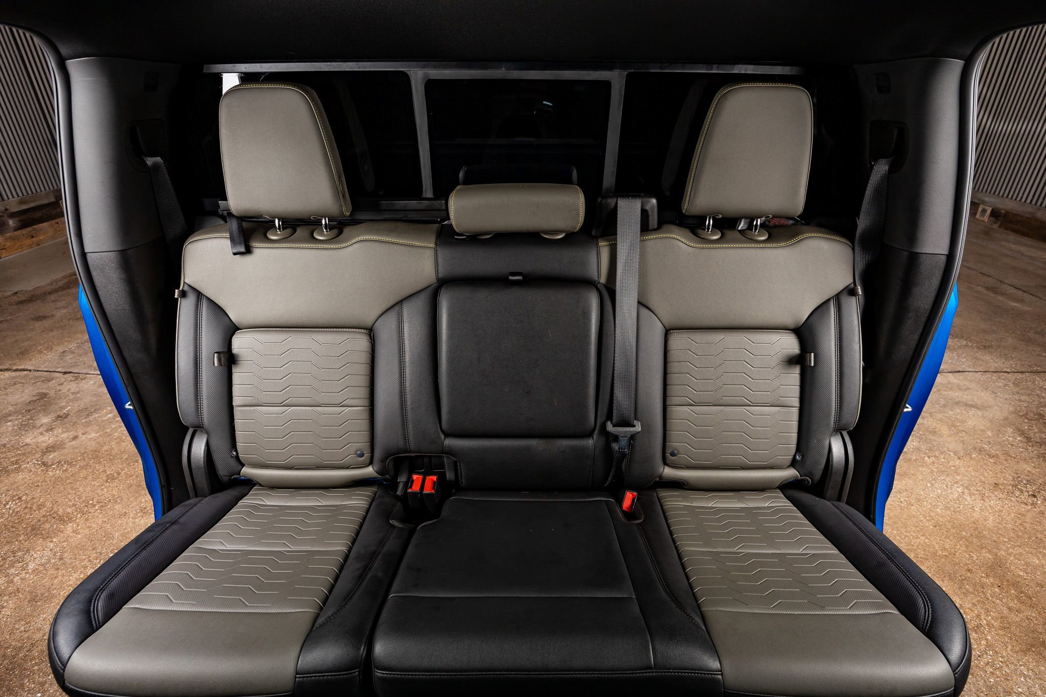 Used 2022 Chevrolet Silverado 1500 ZR2 w/ Technology Package AWD/4WD image 34