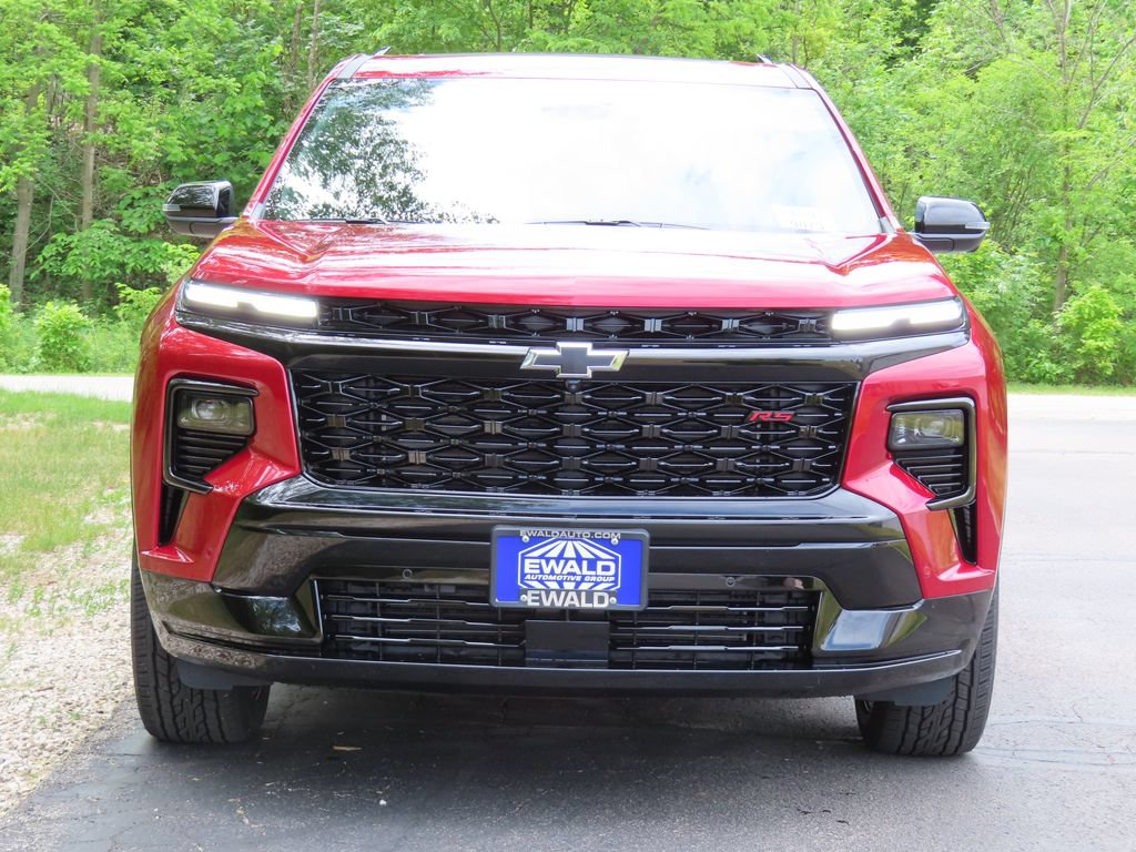 New 2026 Chevrolet Traverse RS w/ LPO, Floor Liner Package AWD/4WD image 18