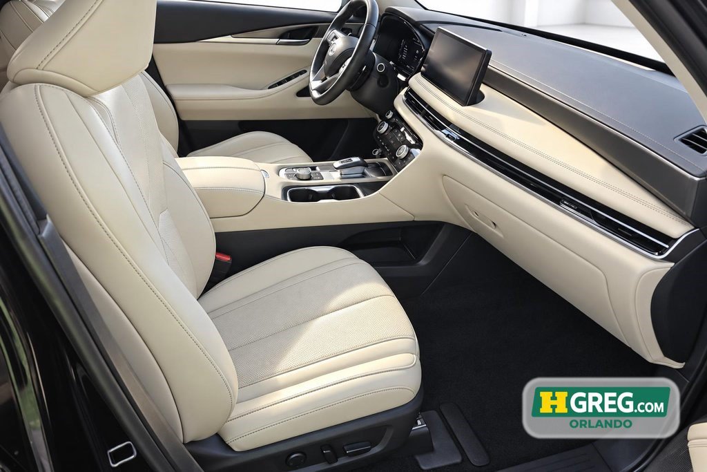 Used 2023 INFINITI QX60 Luxe w/ Cargo Package AWD/4WD image 11
