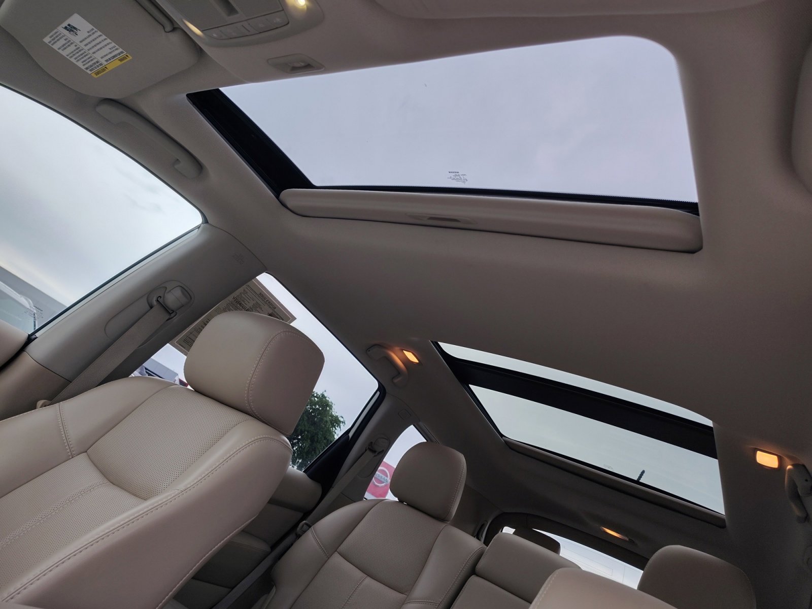 Used 2018 Nissan Pathfinder Platinum FWD image 20