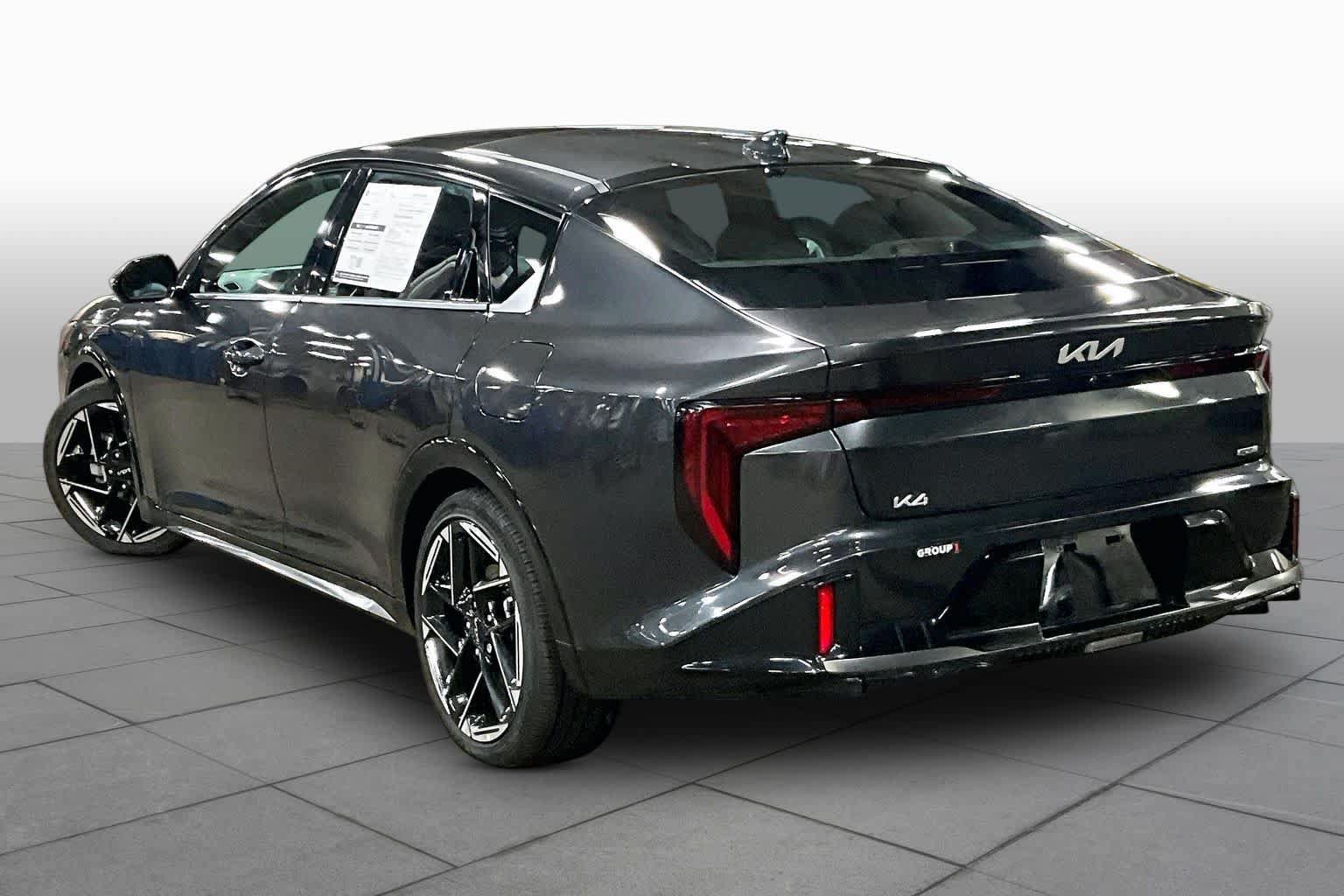 Used 2025 Kia K4 GT-Line w/ GT-Line Premium Package FWD image 12
