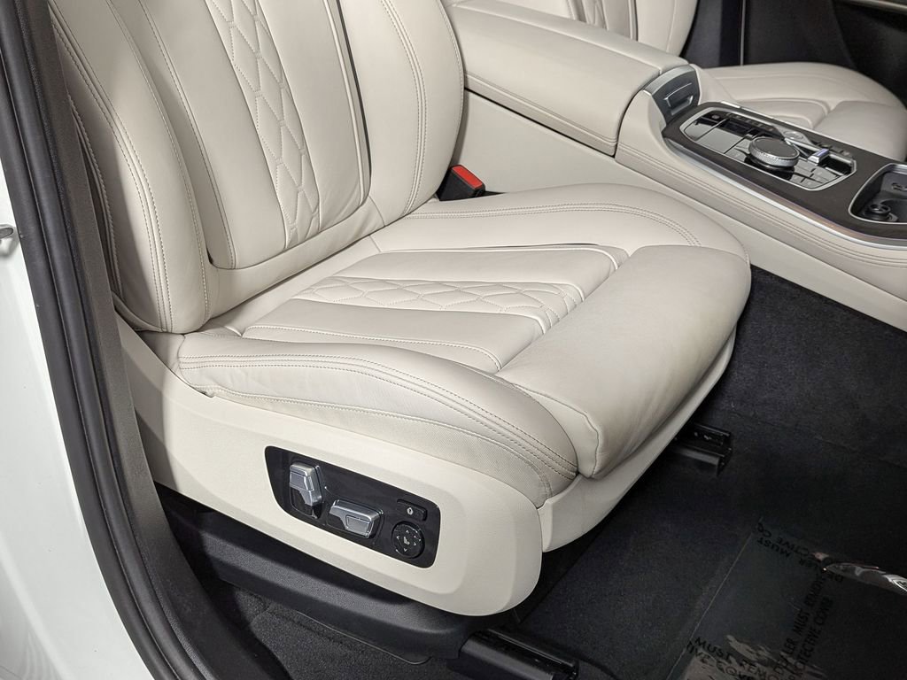 Certified 2024 BMW X5 xDrive40i w/ M Sport Package image 32