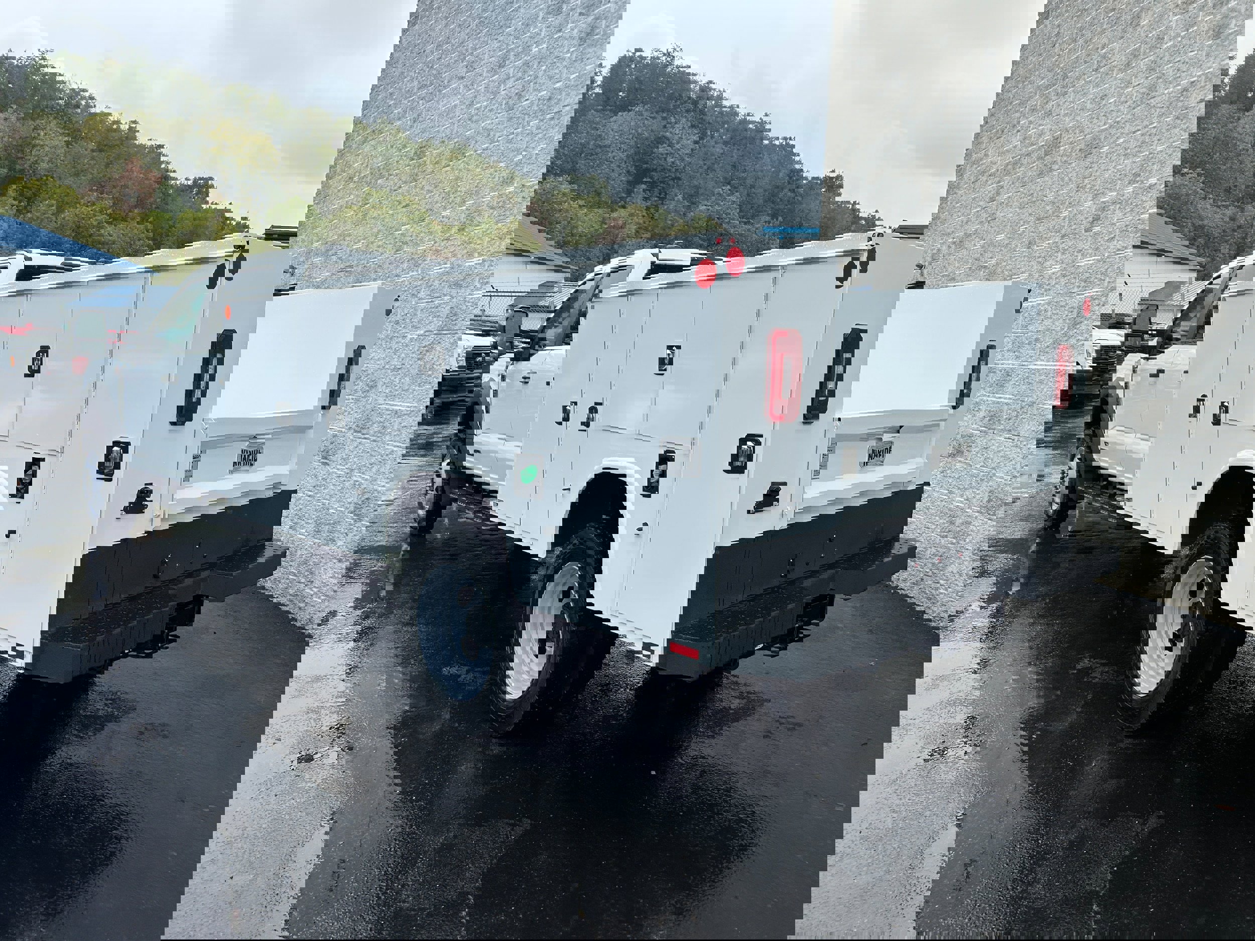 New 2026 Ford F550 4x4 Crew Cab image 11