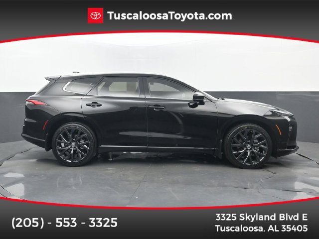 Used 2025 Toyota Crown Signia w/ Advanced Technology Package