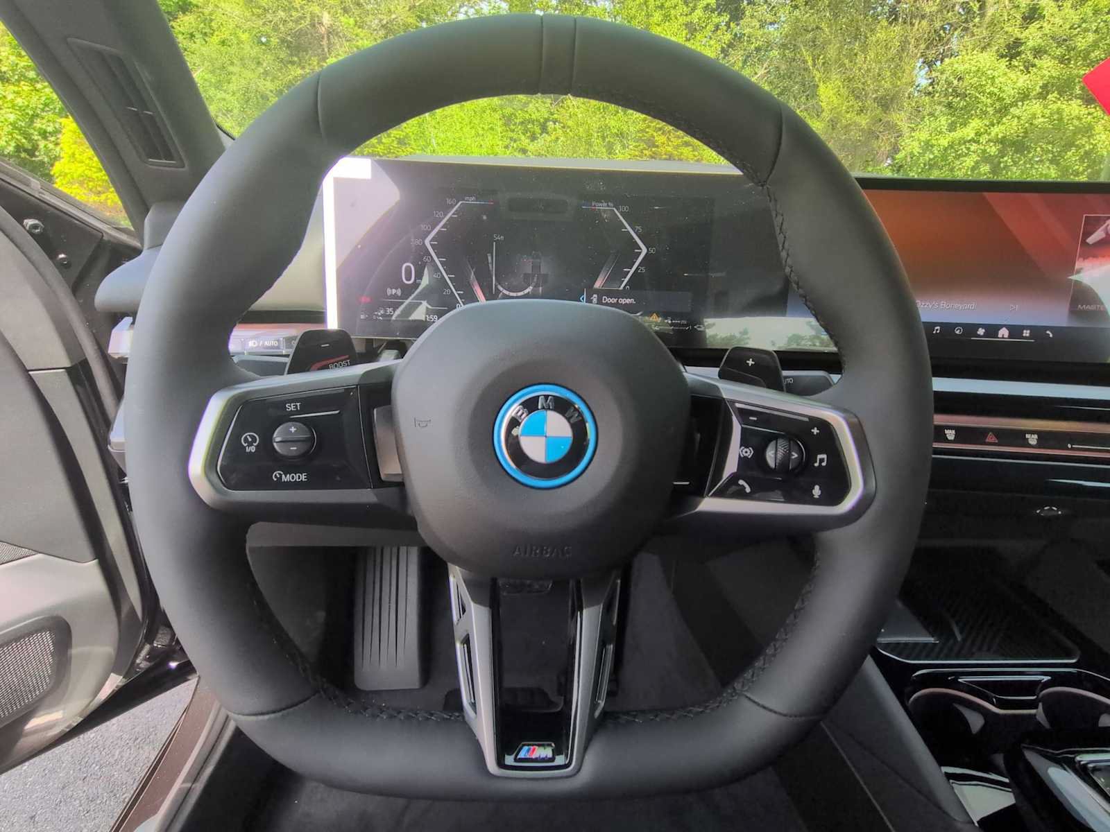 New 2027 BMW 550e xDrive AWD/4WD image 24