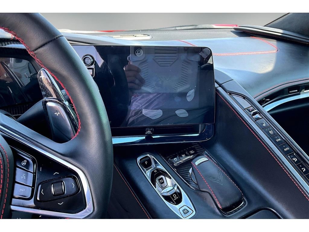 Used 2023 Chevrolet Corvette Stingray Premium Cpe w/ Z51 Performance Package RWD image 9