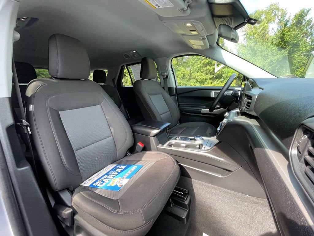 Used 2022 Ford Explorer XLT image 12