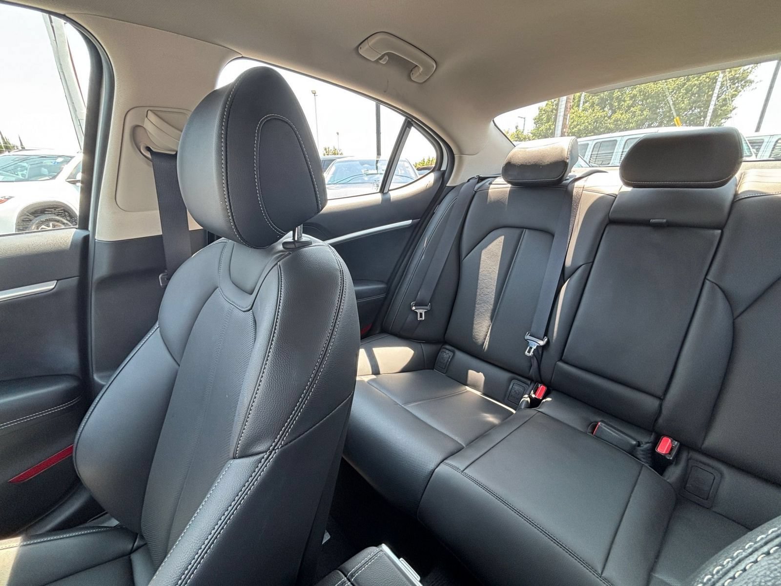 Used 2026 Genesis G70 2.5T RWD image 41